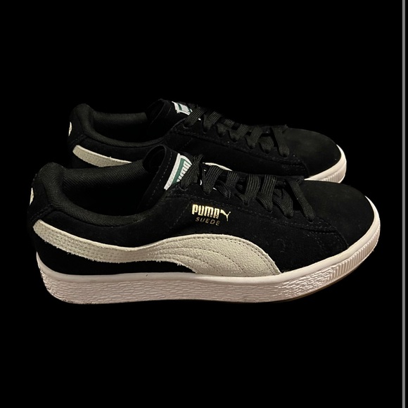 Suede Classic Puma Sneakers - Picture 2 of 2